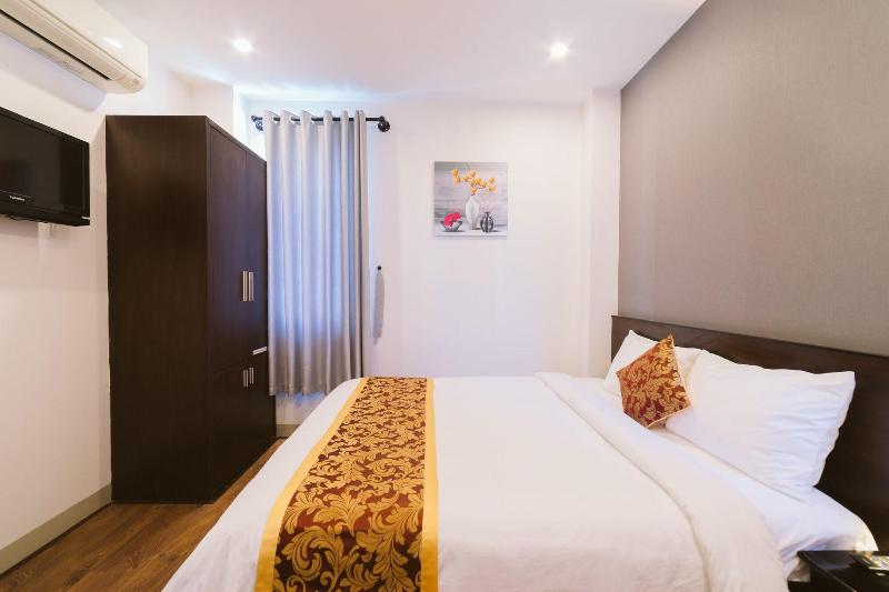 Gold Time Hotel image