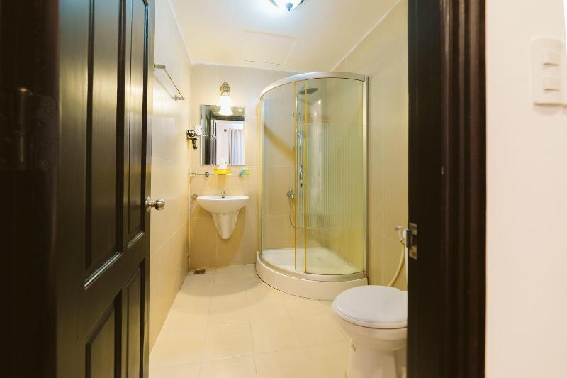 Gold Time Hotel image