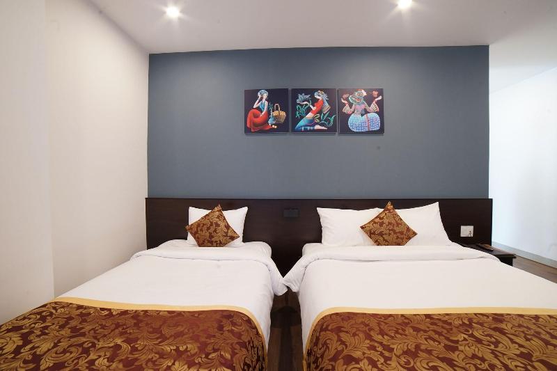 Gold Time Hotel image