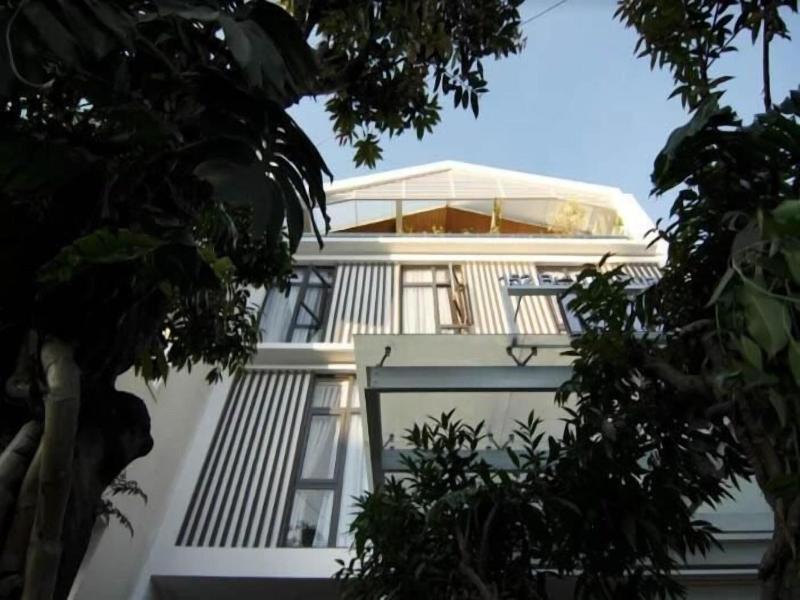 Mille Fleurs Hotel image