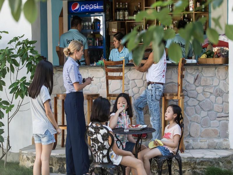 Isabella Resort