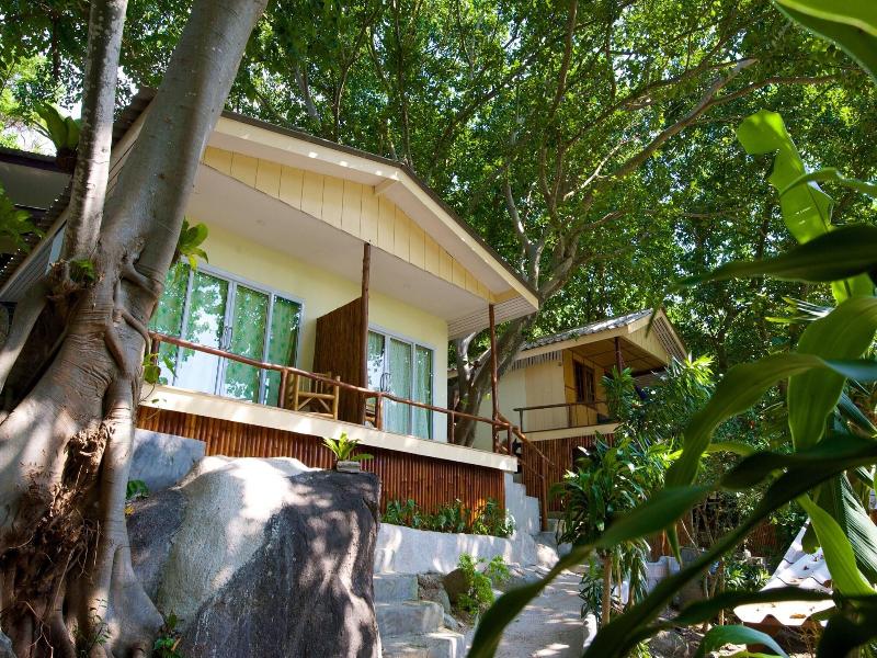 Bubble Bungalow image