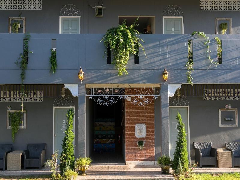 Phuket Nonnita Boutique Resort image