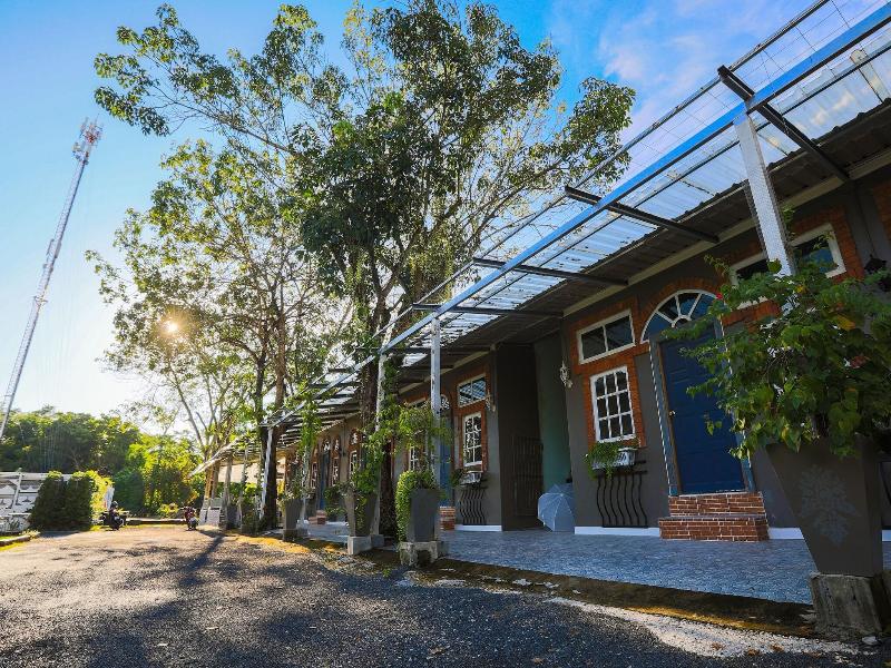 Phuket Nonnita Boutique Resort image