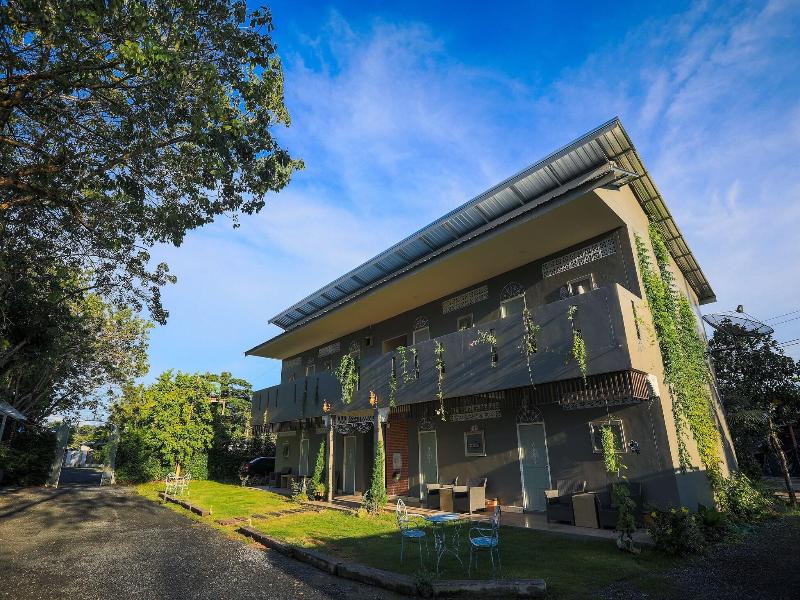 Phuket Nonnita Boutique Resort image