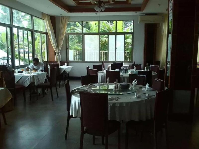 Emerald Hotel image