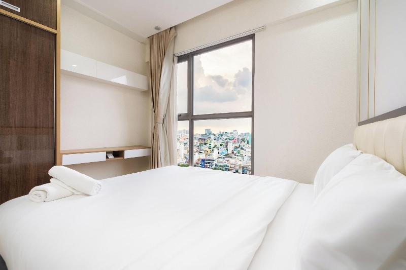 River Gate Apartment Saigon Hcmc image