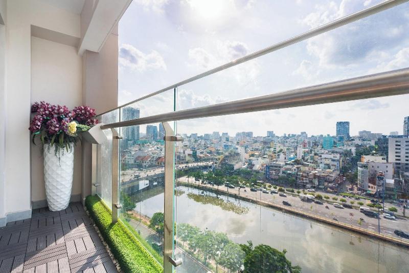 River Gate Apartment Saigon Hcmc image