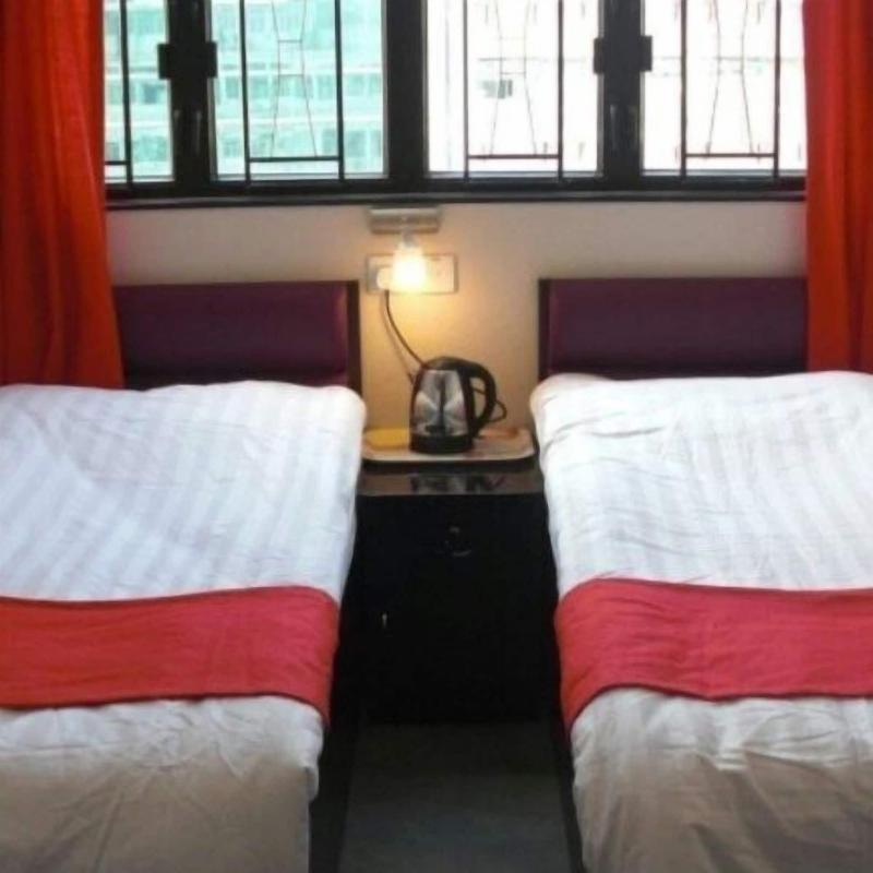 Empire Commercial Hotel image