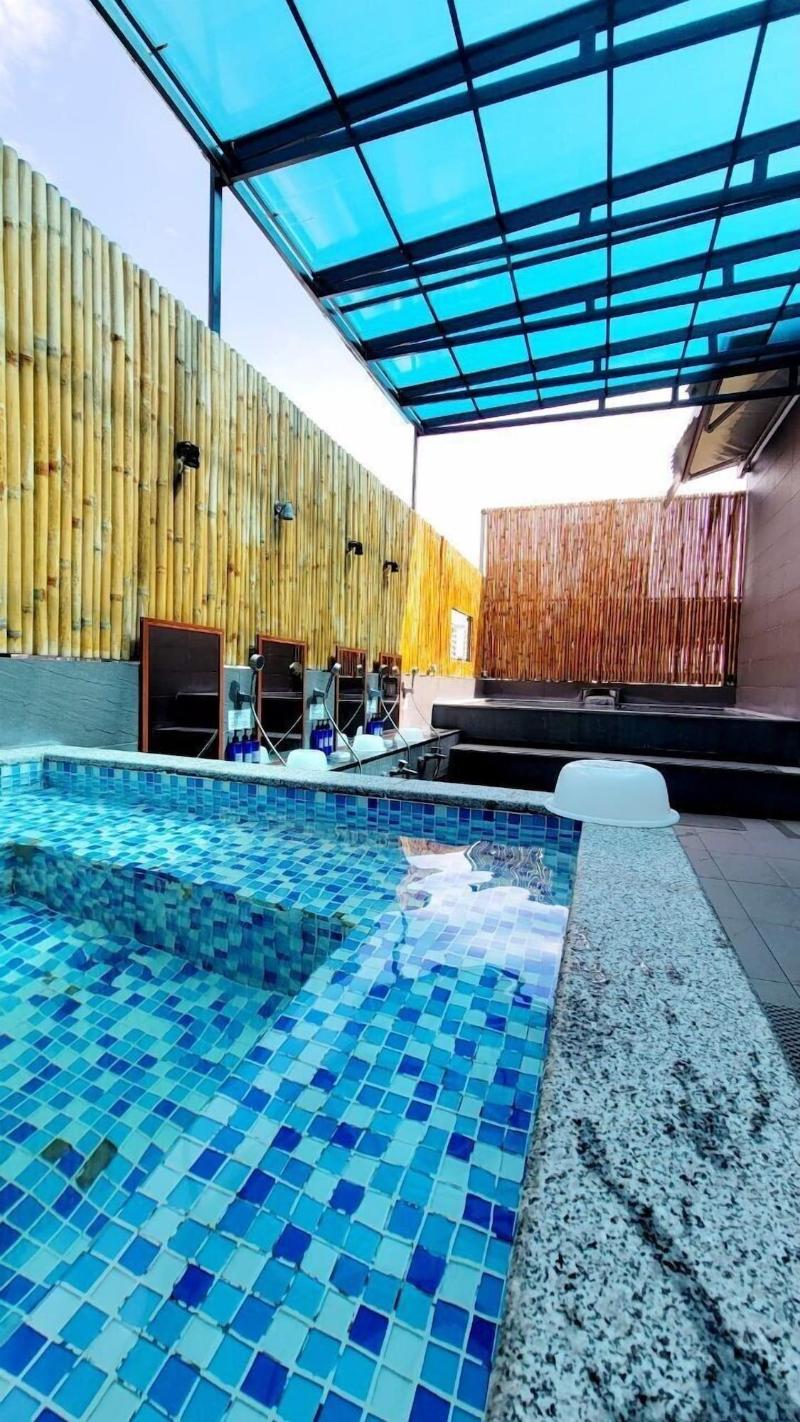 Azumaya Hotel Phnom Penh image