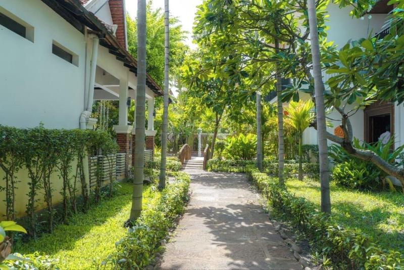 Lavender Angkor Boutique image