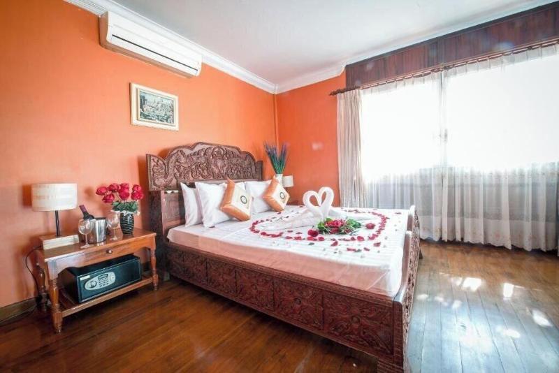 Lavender Angkor Boutique image