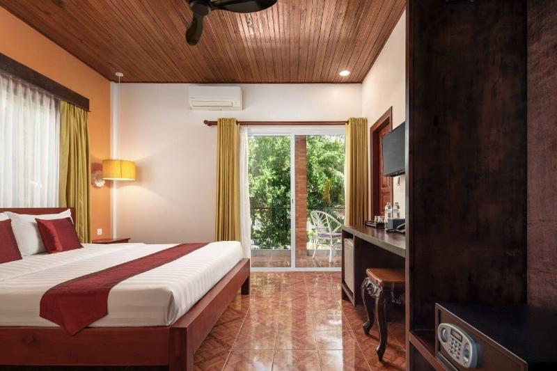Lavender Angkor Boutique image