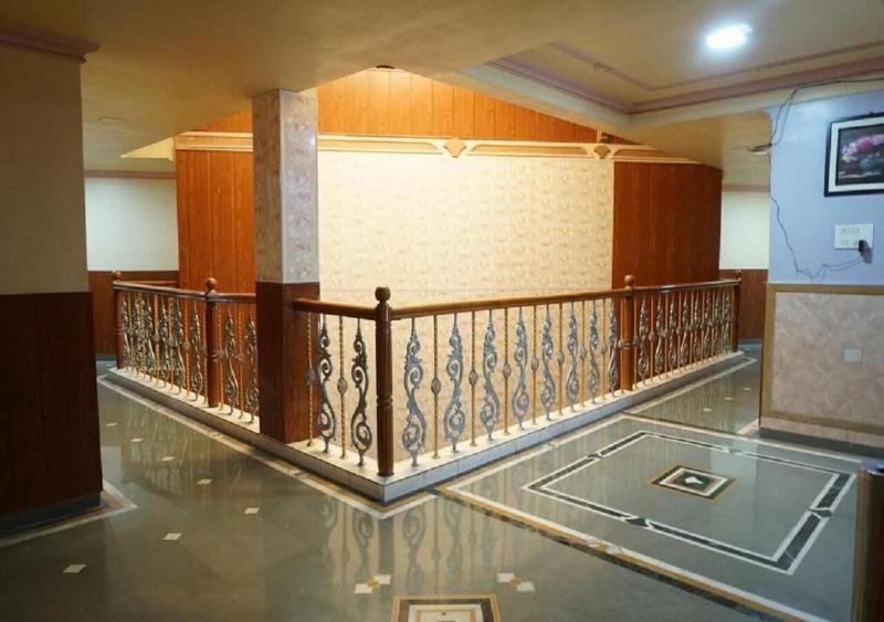 Hotel Eagle Executive image
