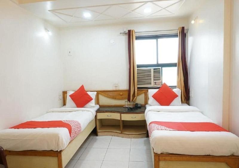 Hotel Eagle Executive image