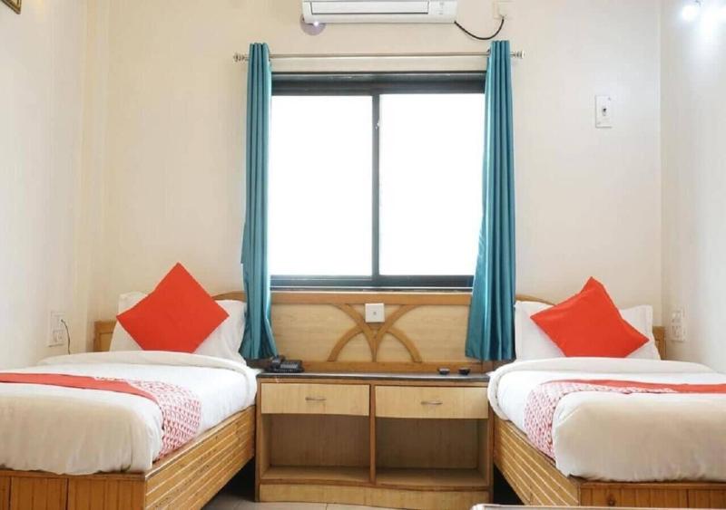 Hotel Eagle Executive image