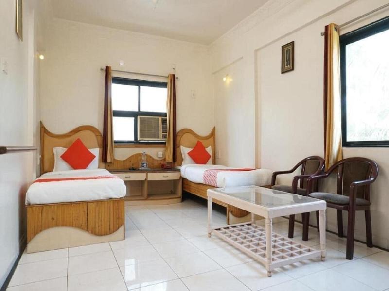 Hotel Eagle Executive image