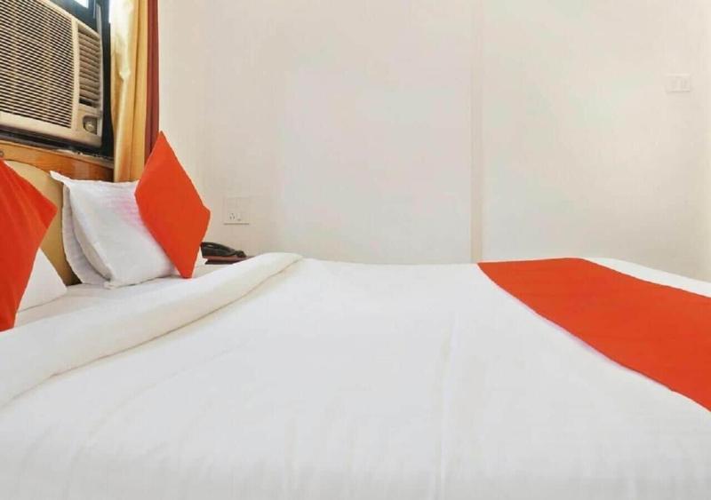 Hotel Eagle Executive image