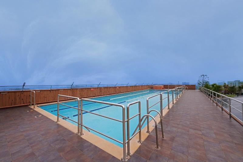 The E Square Hotel image