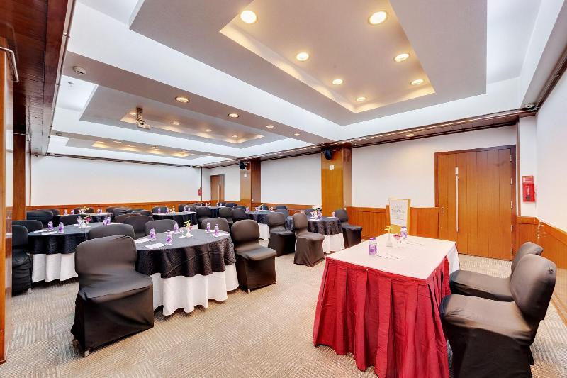The E Square Hotel image