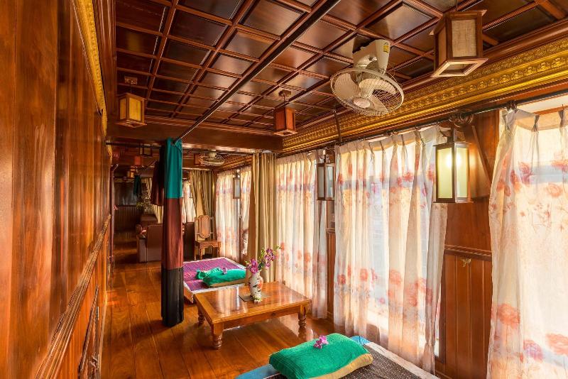 Okay Palace Hotel image