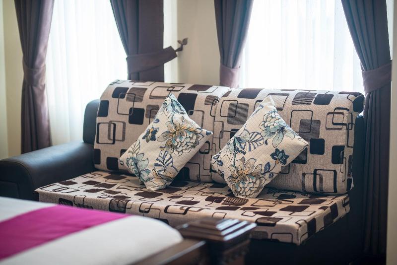 Okay Palace Hotel image