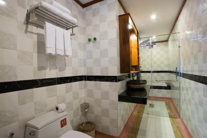 Okay Palace Hotel image
