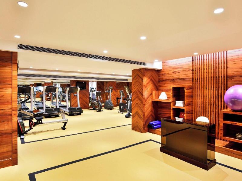Sheraton Grand Pune Bund Garden Hotel image