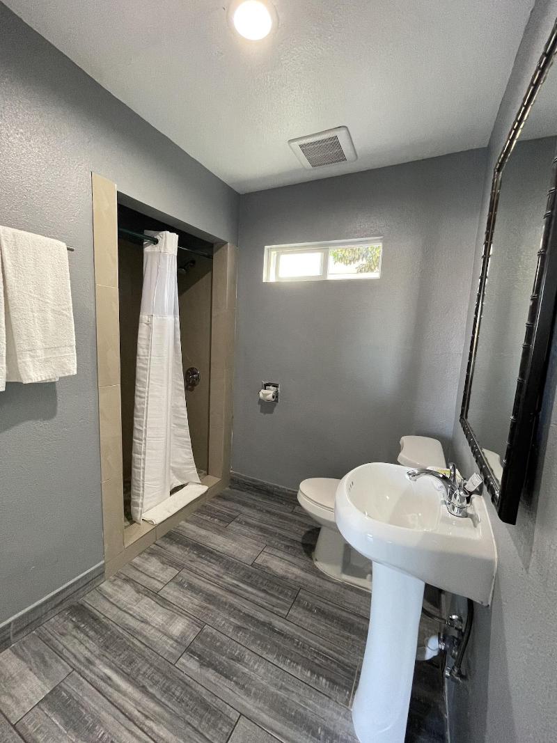 Cornett Motel image