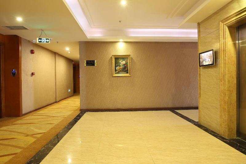 Guangzhou Helong Hotel image