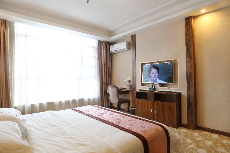 Guangzhou Helong Hotel image