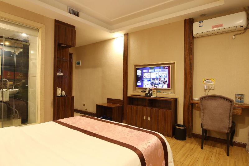 Guangzhou Helong Hotel image