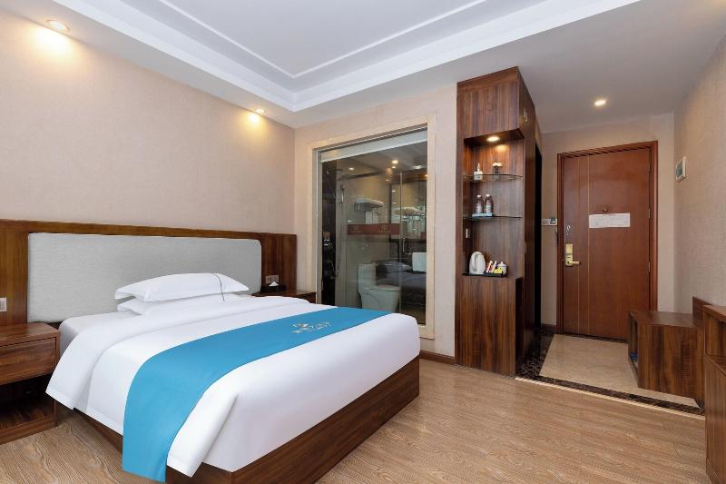 Guangzhou Helong Hotel image