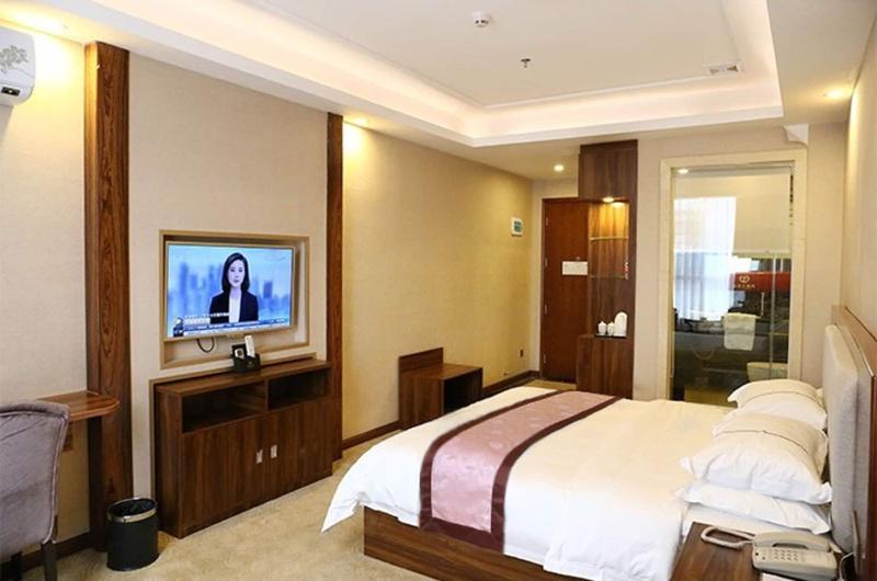 Guangzhou Helong Hotel image
