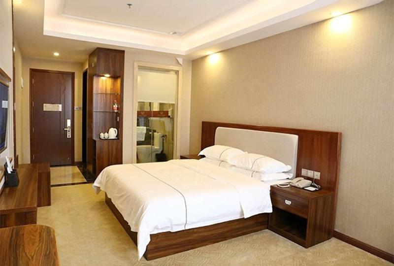 Guangzhou Helong Hotel image