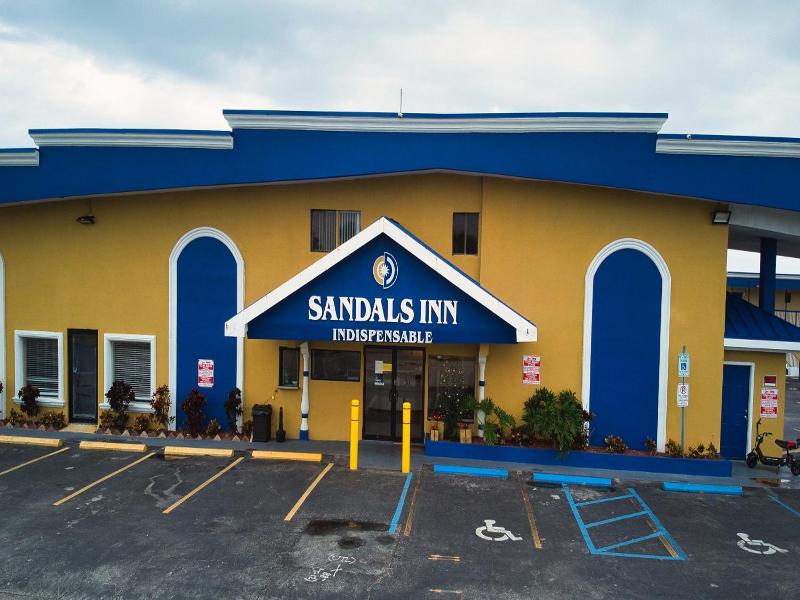 Sandals Inn image
