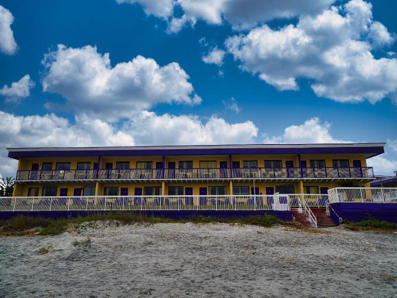Sandals Inn image