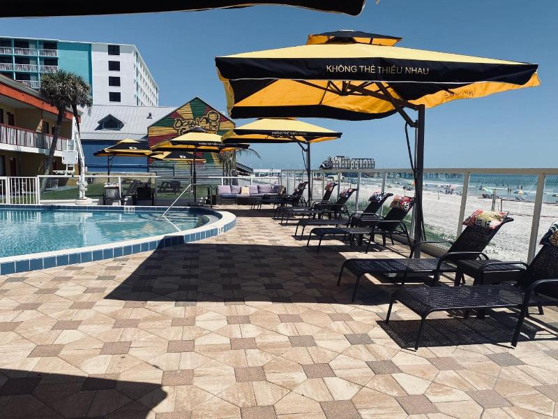 Sandals Inn image