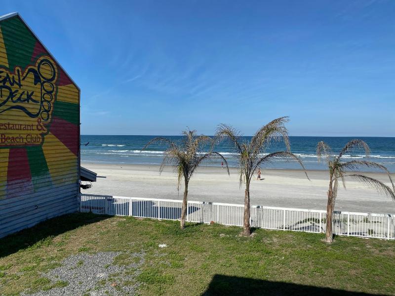 Sandals Inn image