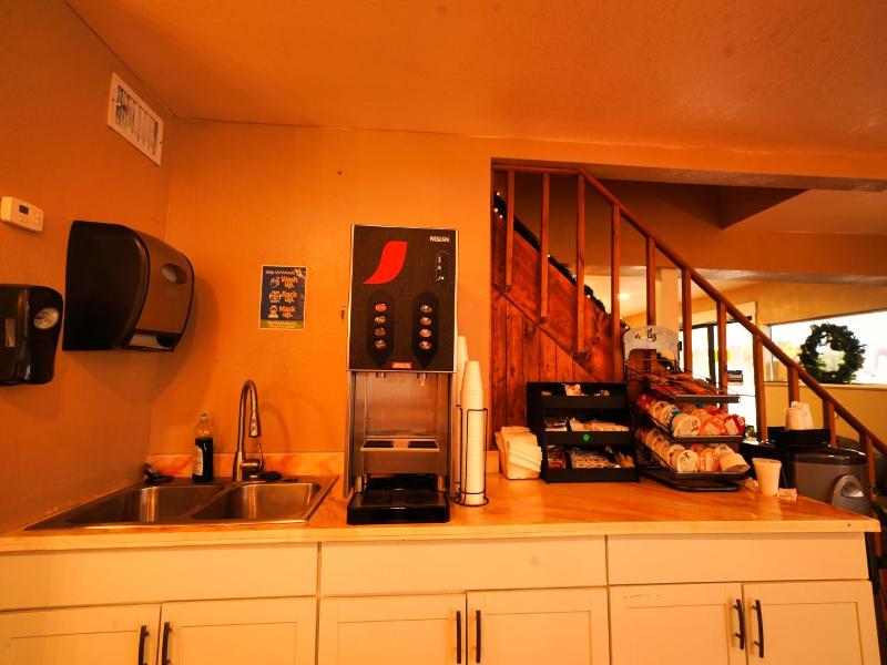 Sandals Inn image
