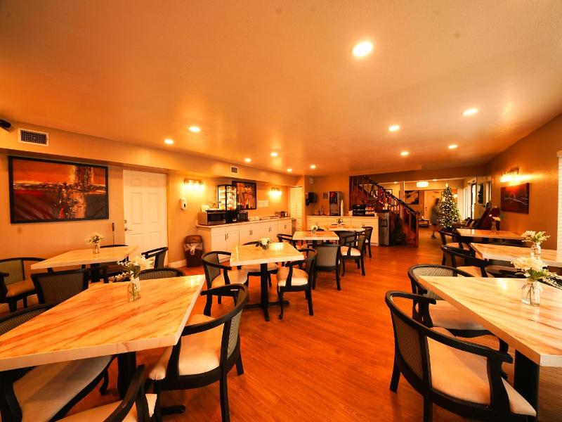 Sandals Inn image