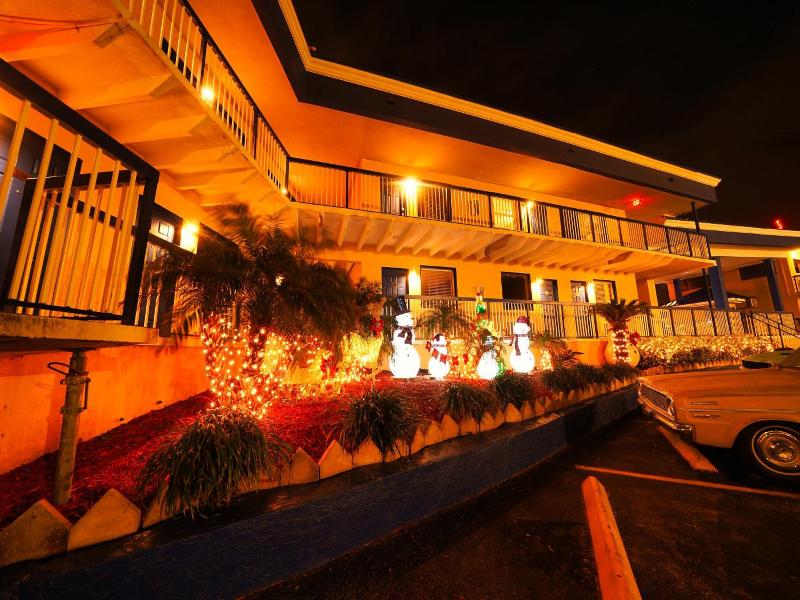 Sandals Inn image