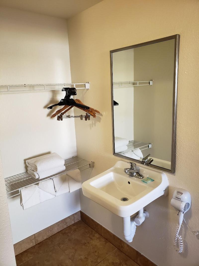 Oceanfront Inn And Suites image