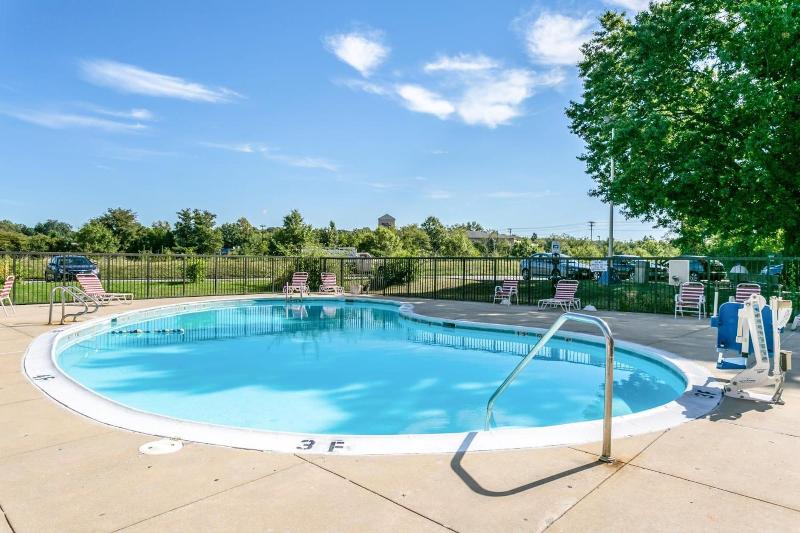Americas Best Value Inn Edgewood image
