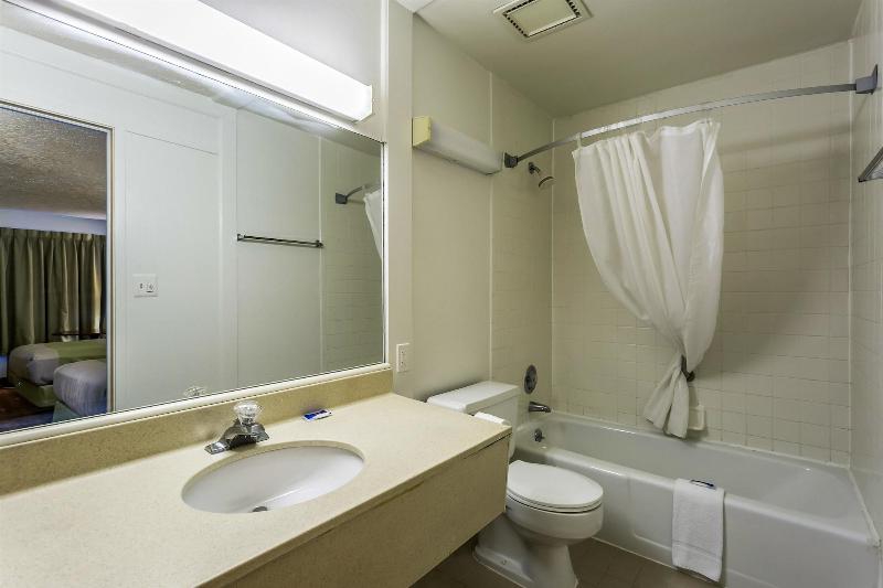 Americas Best Value Inn Edgewood image