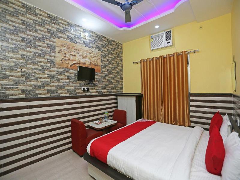 Hotel Bachchan Palace image