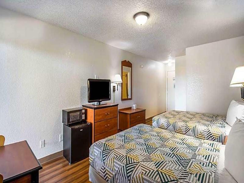 Motel 6 Hot Springs Ar image
