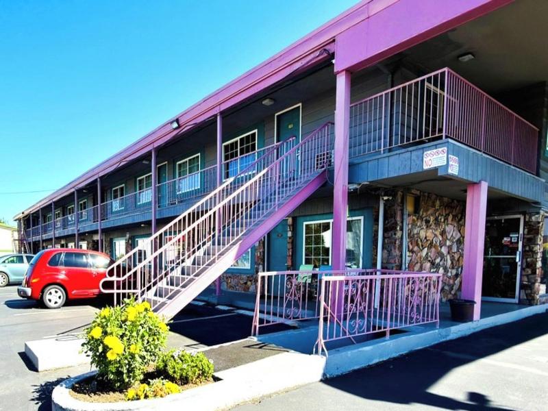 Beaverton Budget Inn by Capital O Portland image