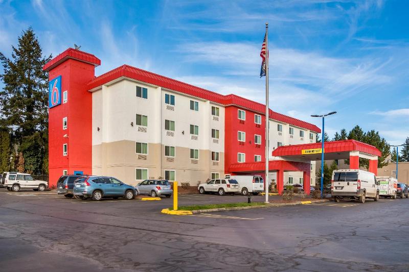 Motel 6 Wilsonville Or Portland image