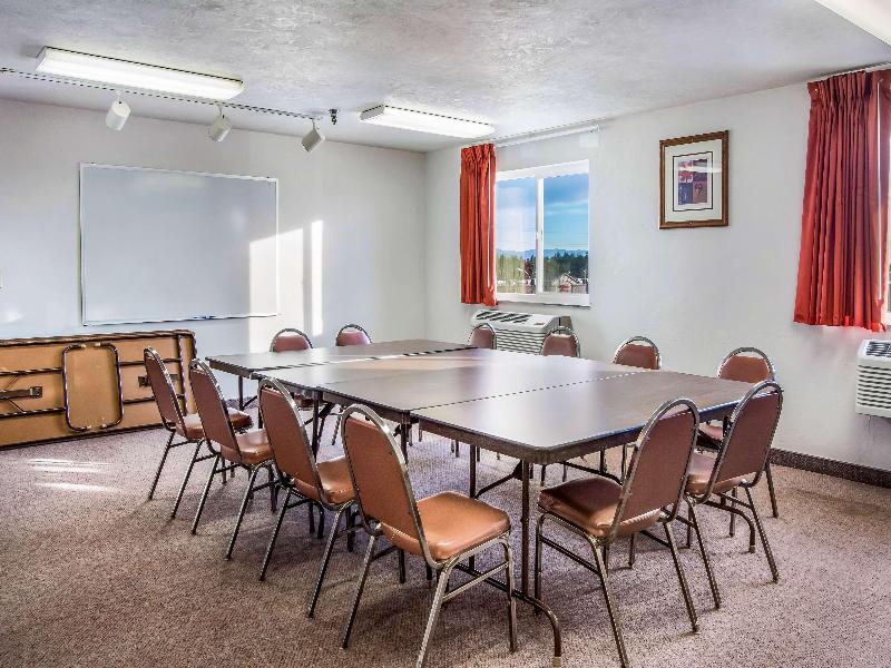 Motel 6 Wilsonville Or Portland image